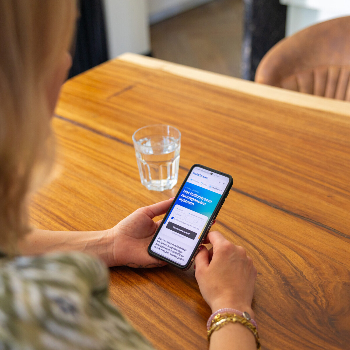 Klant mobiel app gebruik 06 Hallo Stroom